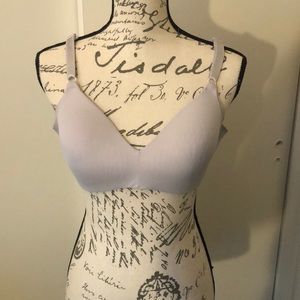 2/$15 Warner’s White Wireless Bra 38B